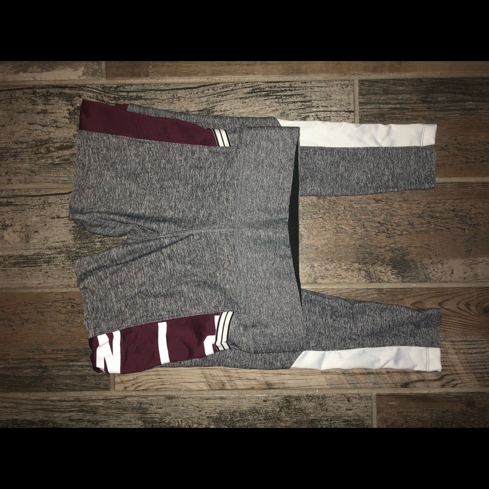 Victoria’s Secret PINK Ultimate pocket leggings